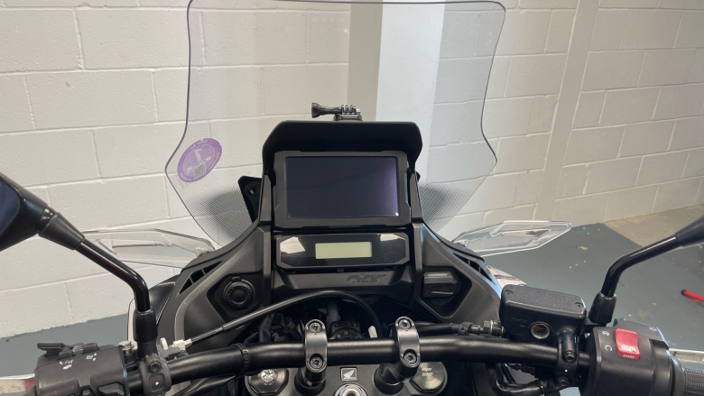 Honda NT1100 Manual (22 Model Year)